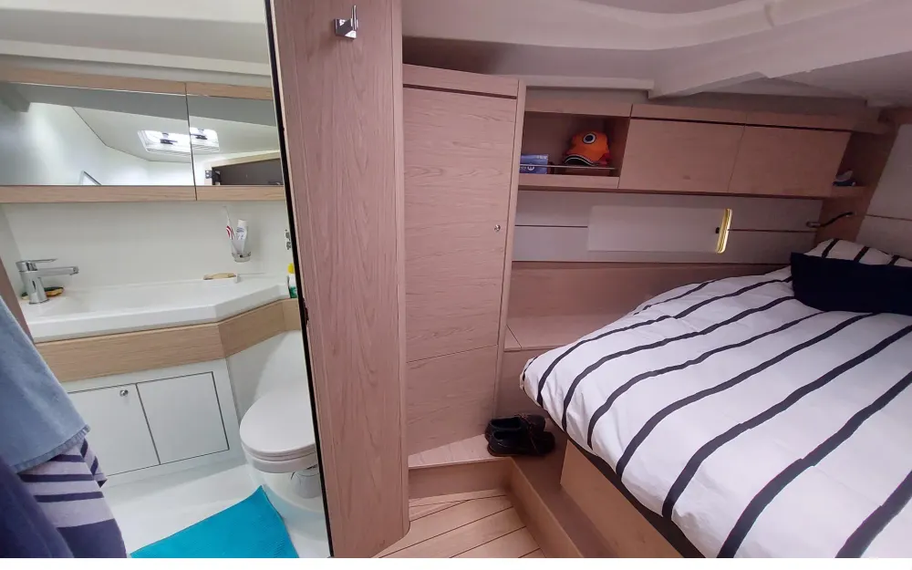 slider 33 Beneteau Oceanis 46.1