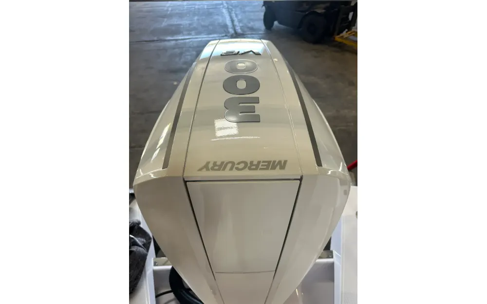 slider 12 Axopar  28Wetbar