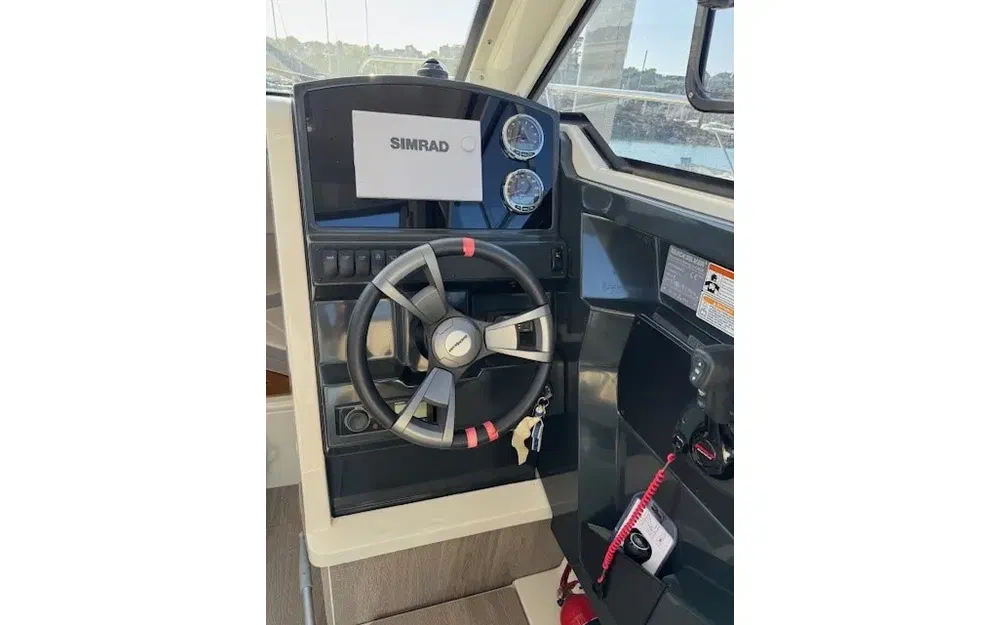 slider 17 Quicksilver 675