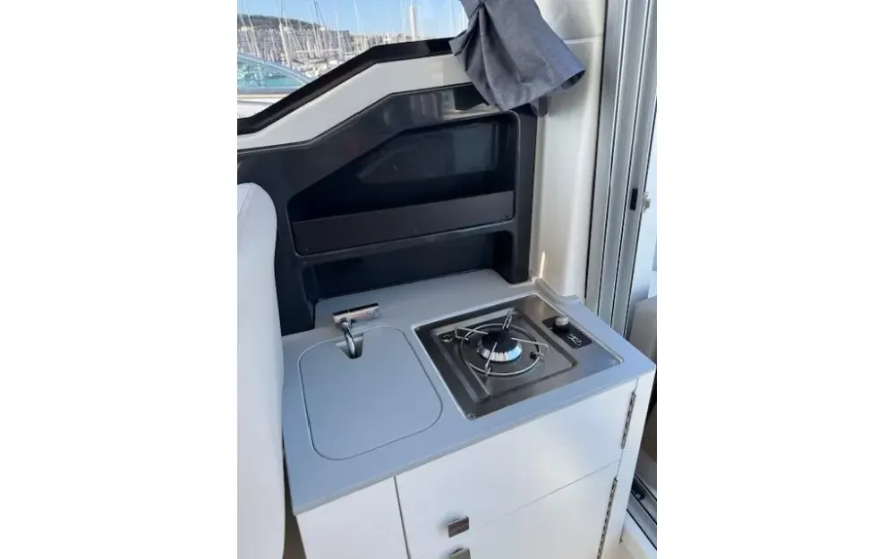 slider 19 Quicksilver Activ 675 Weekend