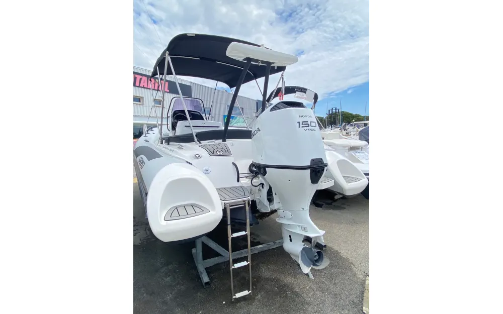 slider 17 Grand Golden Line G650