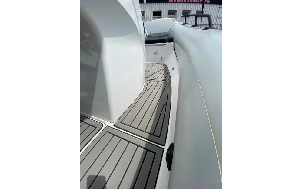 slider 8 Grand Golden Line G650