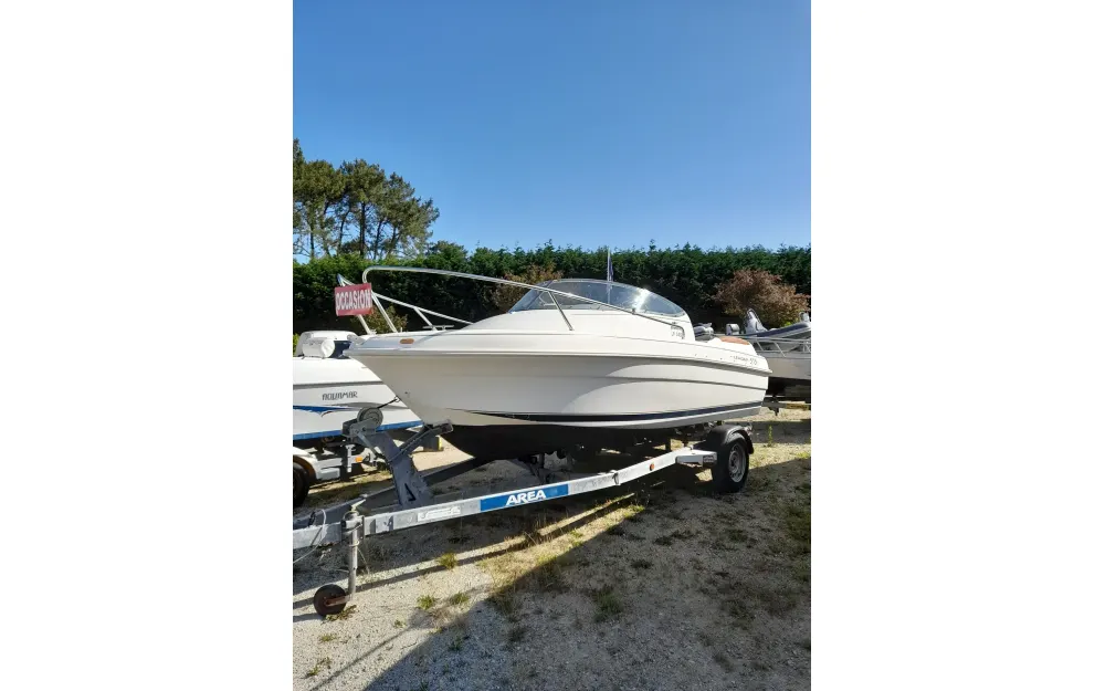 slider 0 Jeanneau Leader 515