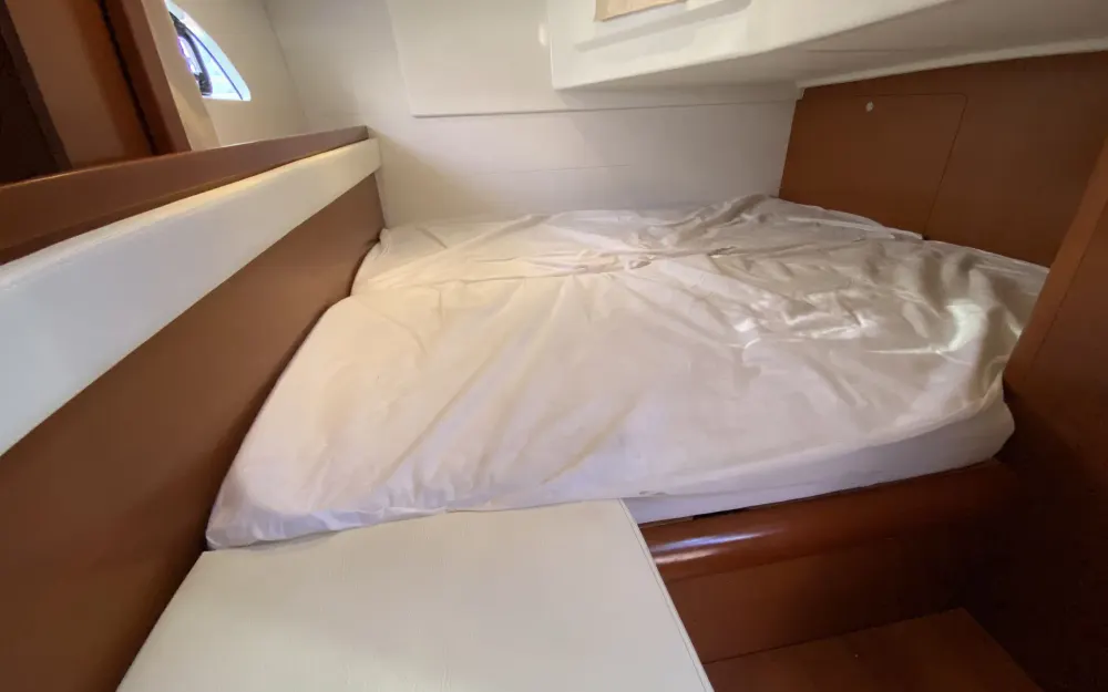 slider 17 Beneteau Gran Turismo 34