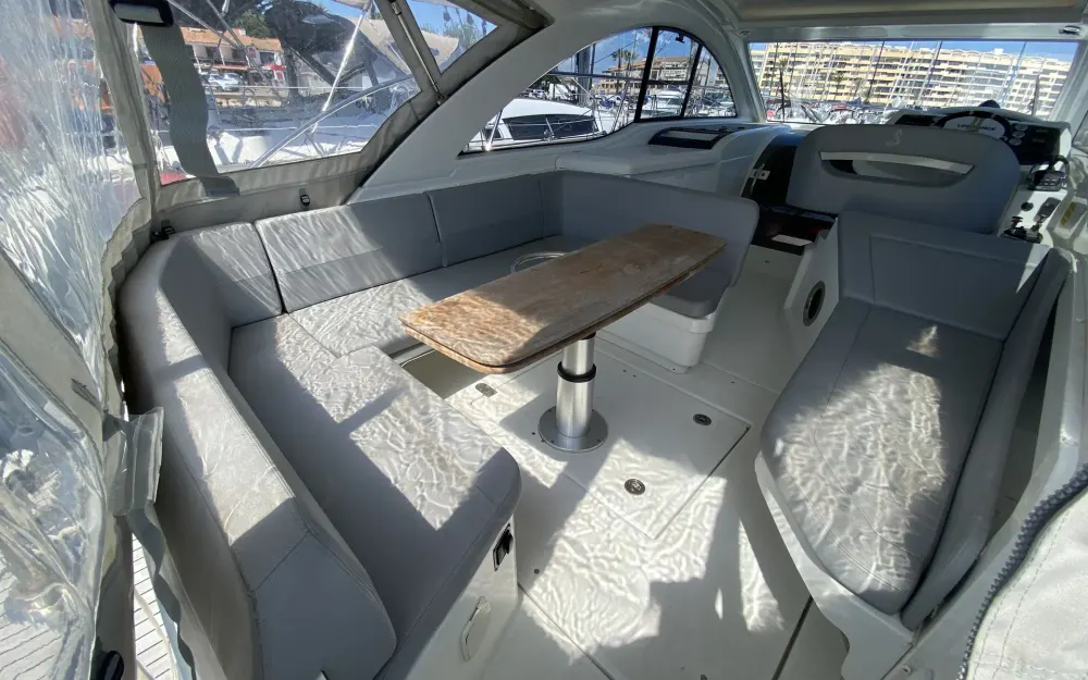slider 3 Beneteau Gran Turismo 34