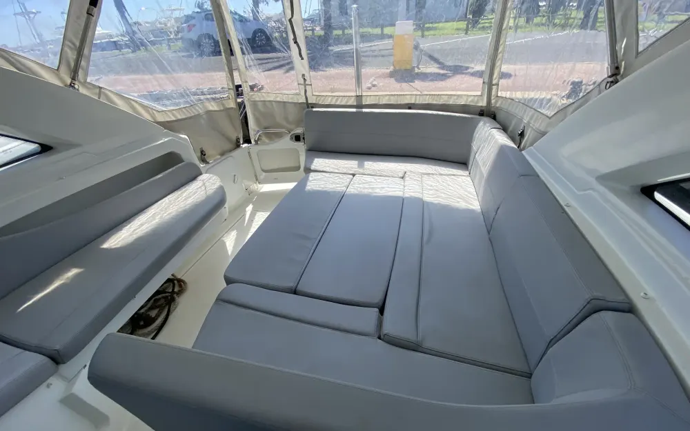 slider 7 Beneteau Gran Turismo 34