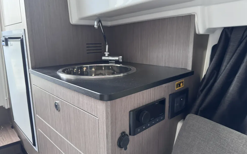 slider 17 Beneteau Flyer 8 SUNdeck