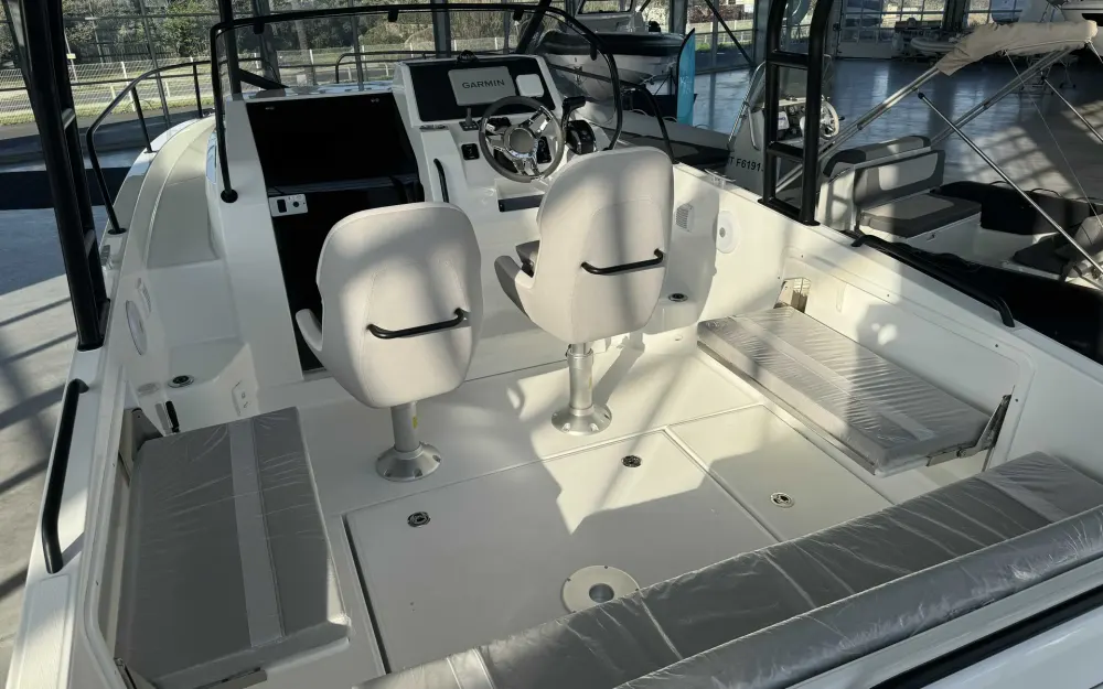 slider 3 Beneteau Flyer 8 SUNdeck