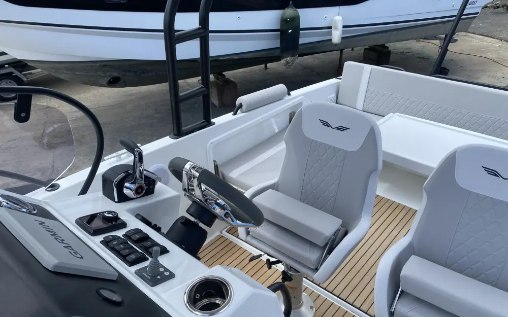 slider 10 Beneteau Flyer 8 SUNdeck V2