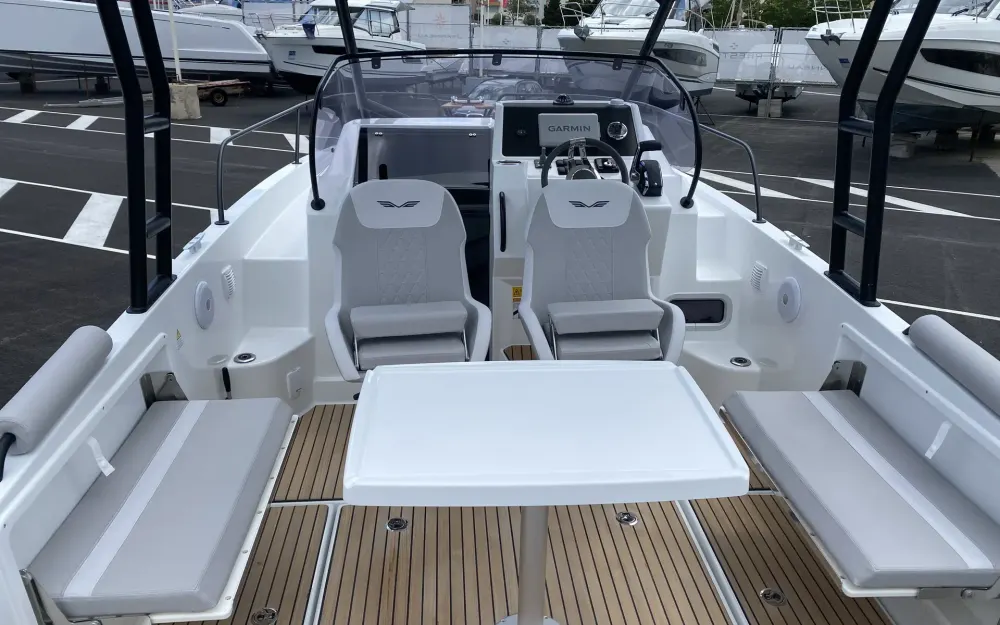 slider 6 Beneteau Flyer 8 SUNdeck V2