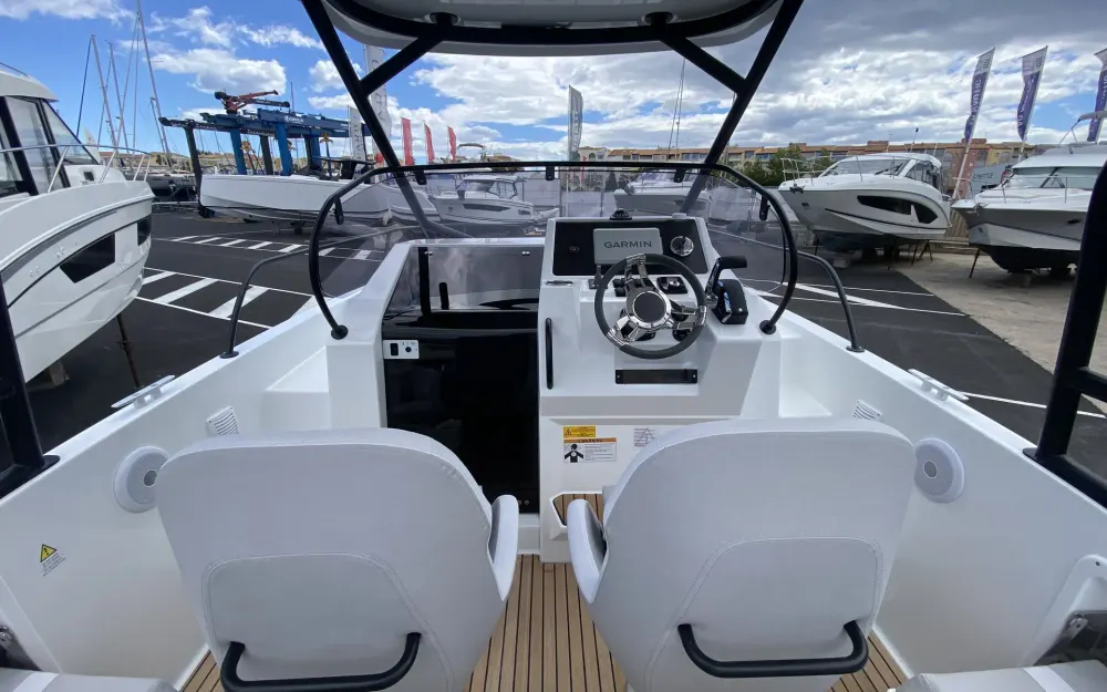 slider 8 Beneteau Flyer 8 SUNdeck V2