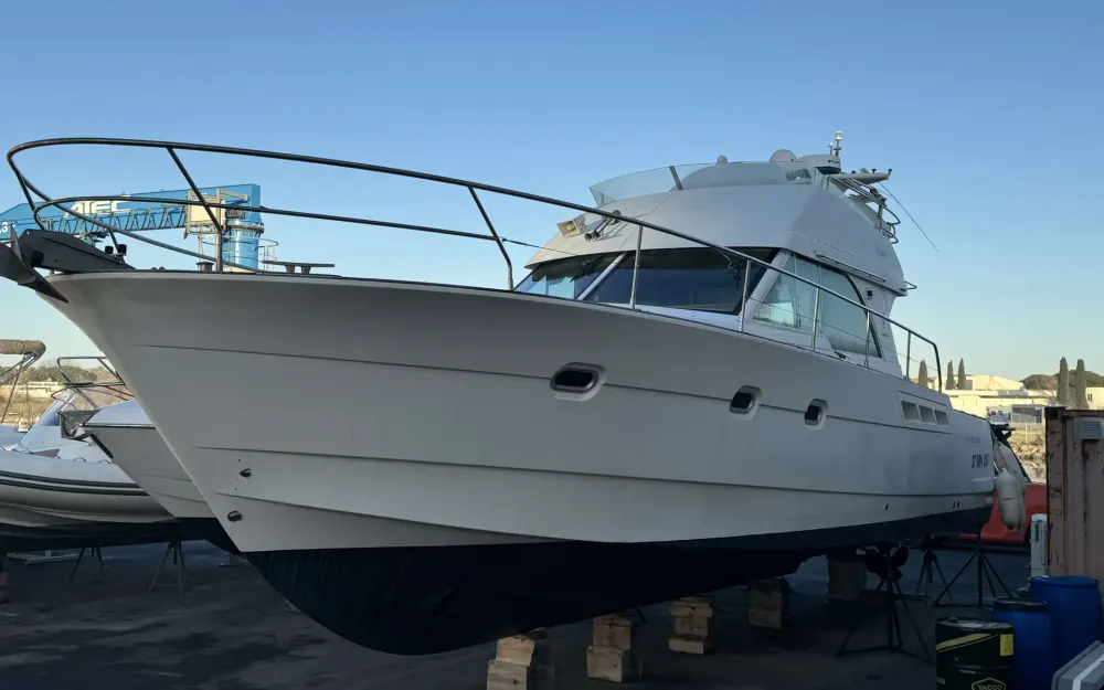 slider 2 Beneteau Antares 13.80