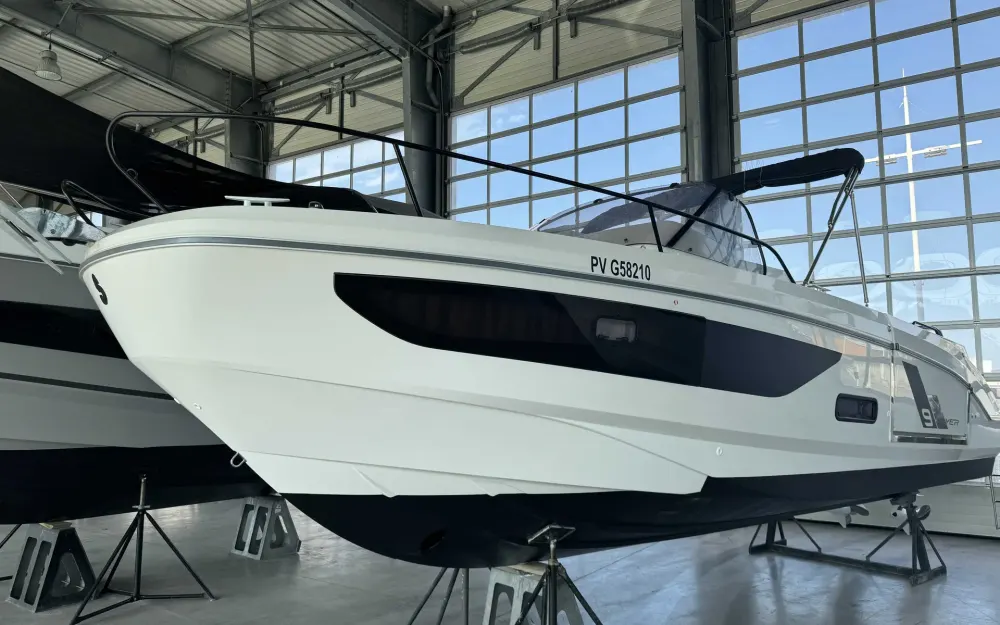slider 0 Beneteau Flyer 9 Sundeck
