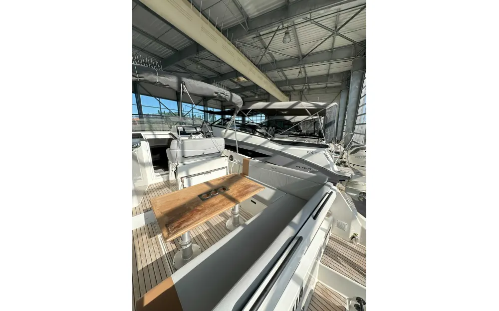 slider 6 Beneteau Flyer 9 Sundeck