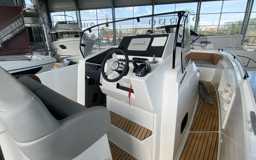 slider 10 Beneteau Flyer 9 Spacedeck