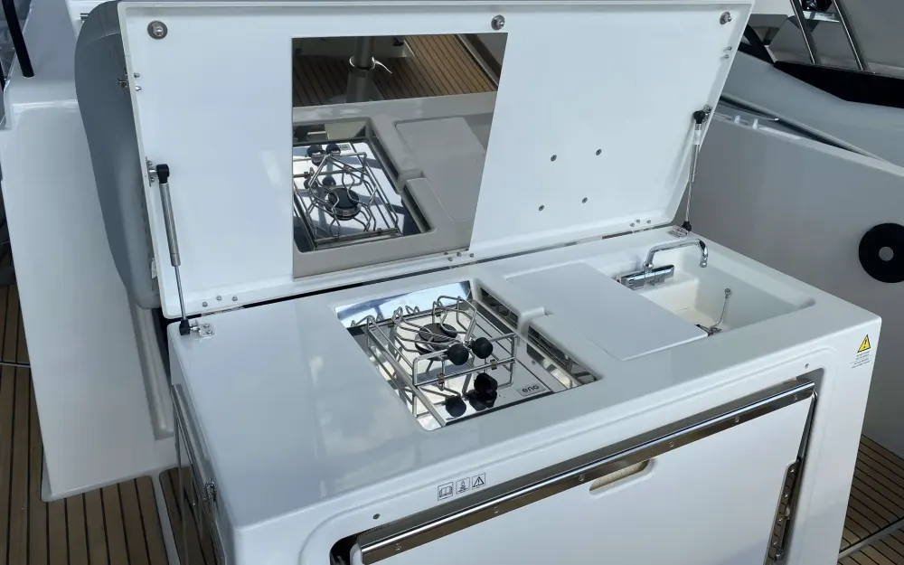 slider 16 Beneteau Flyer 9 Spacedeck