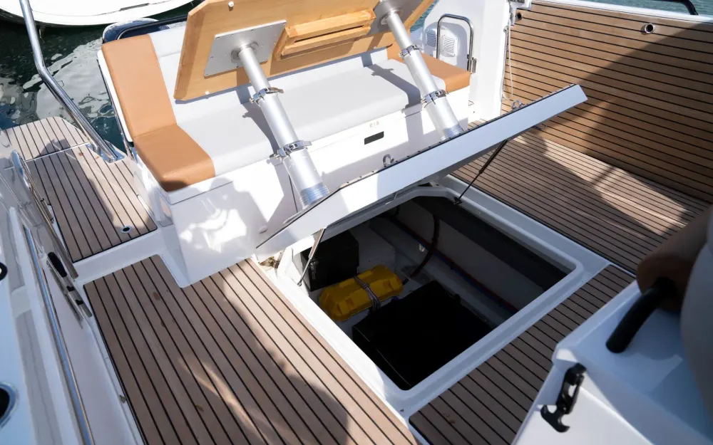 slider 19 Beneteau Flyer 9 Spacedeck