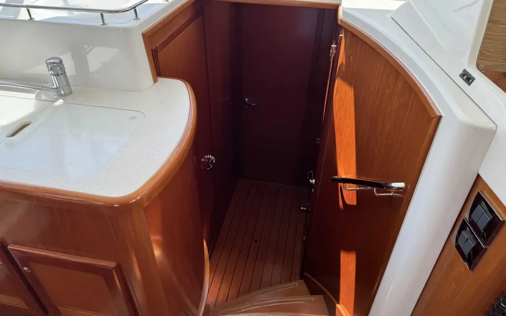 slider 12 Beneteau Swift Trawler 42