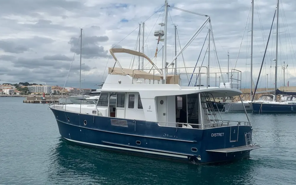 slider 2 Beneteau Swift Trawler 42