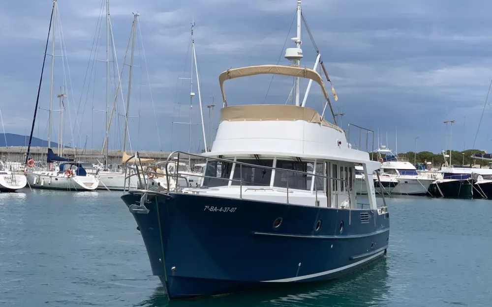 slider 4 Beneteau Swift Trawler 42