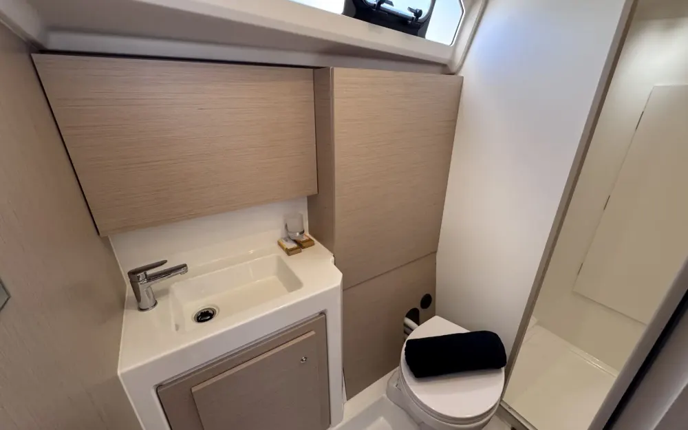 slider 12 Beneteau Oceanis 37.1