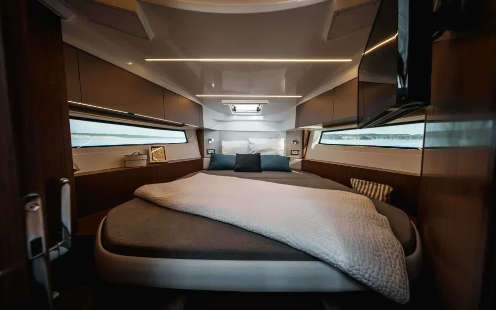slider 11 Beneteau Antares Serie 9