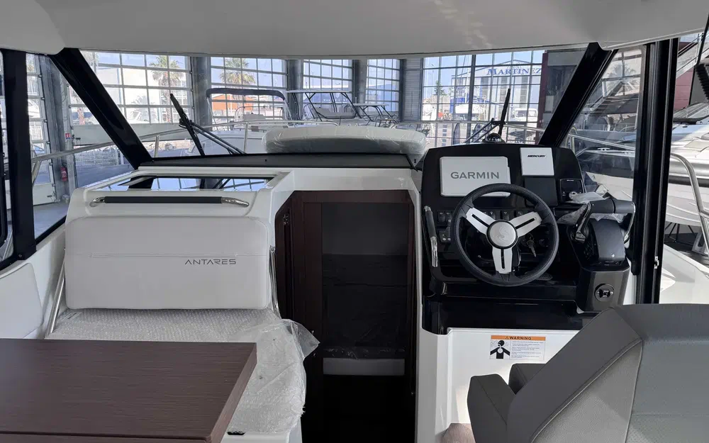 slider 3 Beneteau Antares 9 OB Antares 9 V2