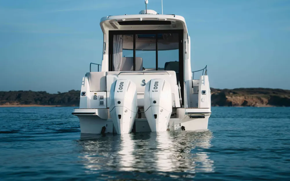 slider 7 Beneteau Antares Serie 9