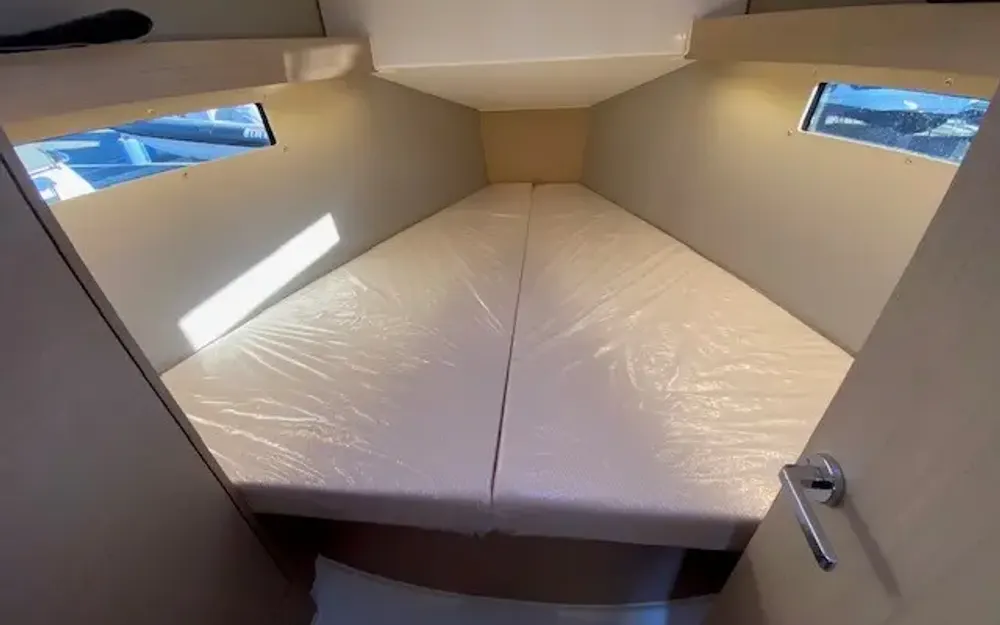 slider 10 Beneteau Oceanis 34.1