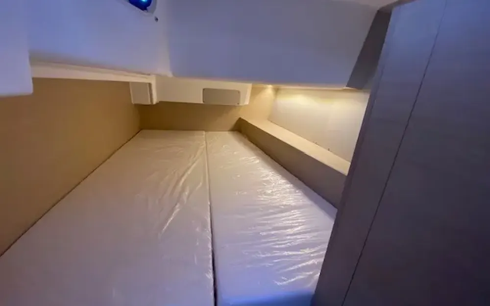 slider 12 Beneteau Oceanis 34.1