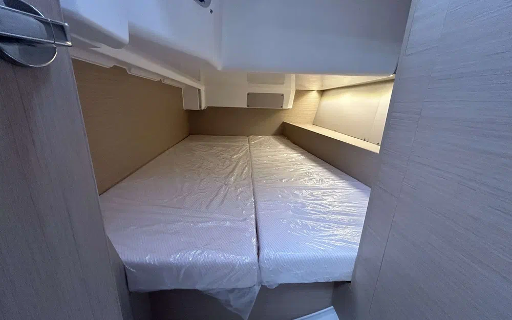 slider 16 Beneteau Oceanis 34.1