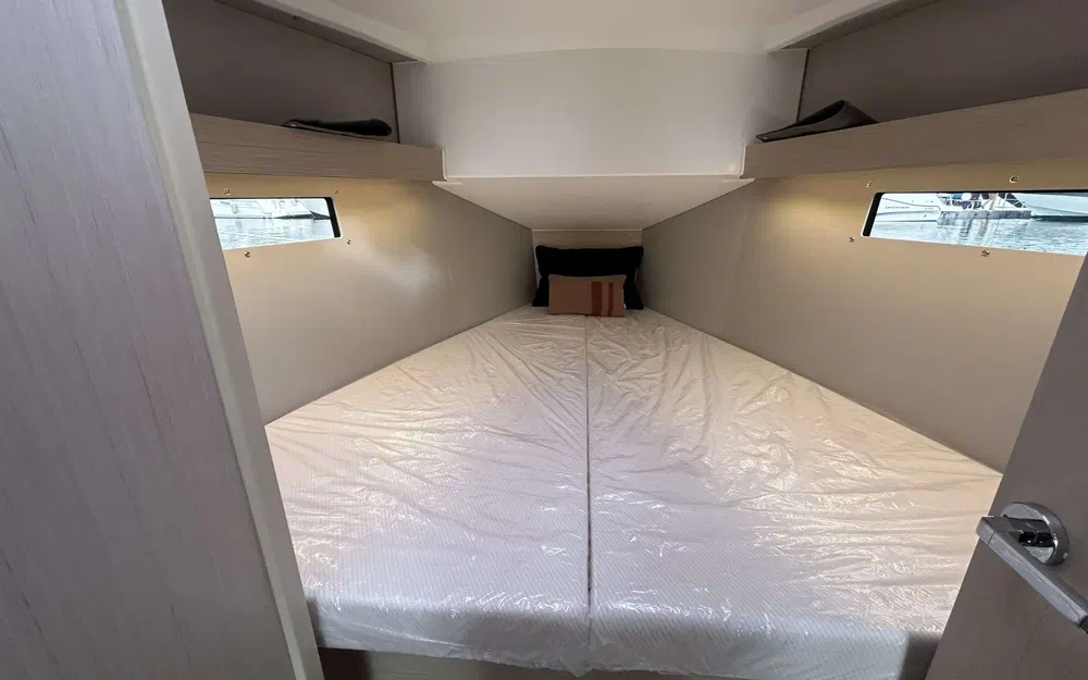 slider 18 Beneteau Oceanis 34.1