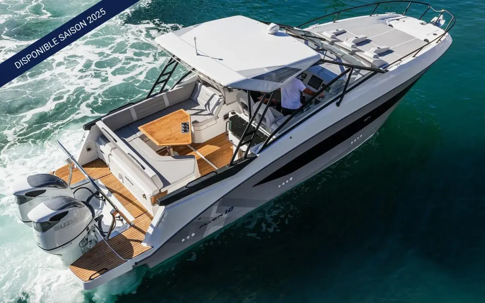 slider 0 Beneteau Flyer 10