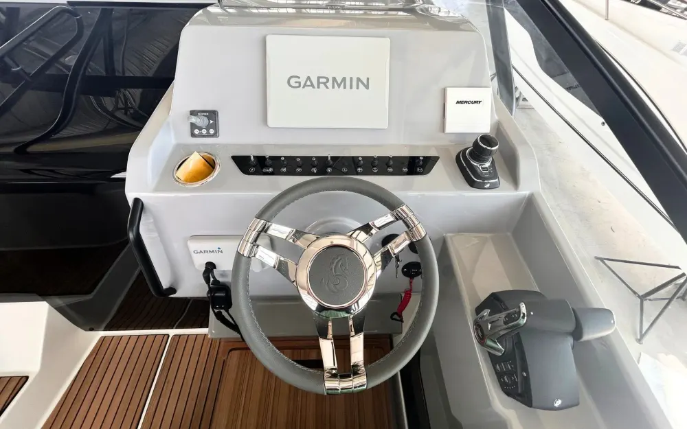 slider 16 Beneteau Flyer 10