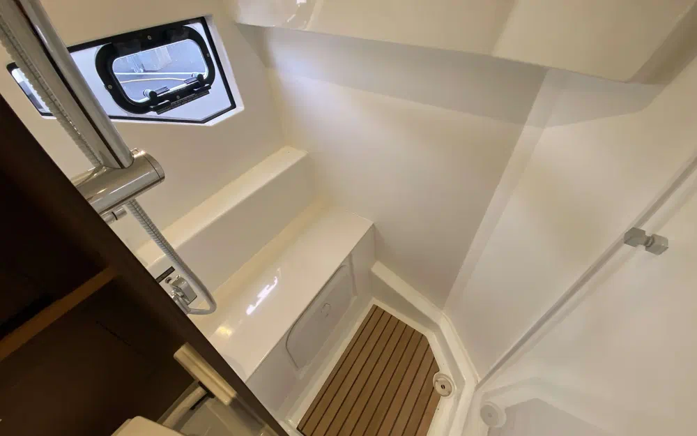 slider 19 Beneteau Gran Turismo 36