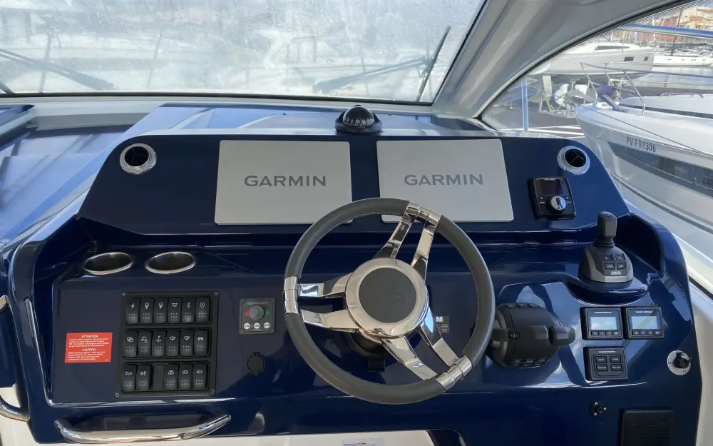 slider 7 Beneteau Gran Turismo 36