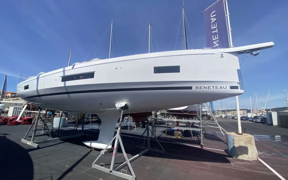 slider 0 Beneteau Oceanis 40.1