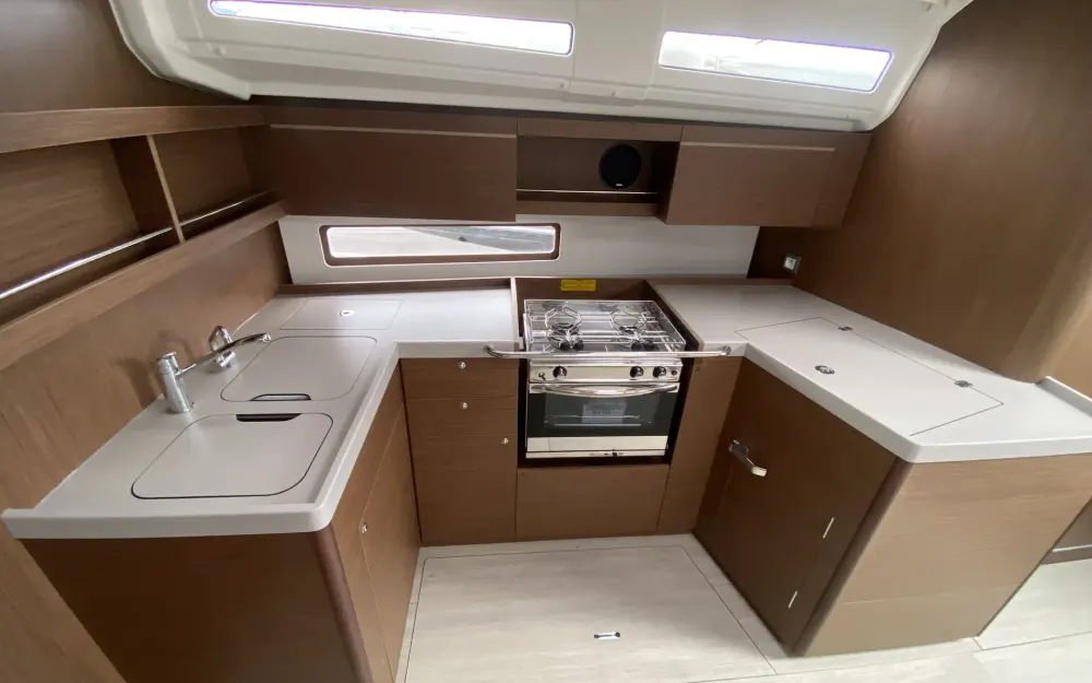 slider 9 Beneteau Oceanis 40.1