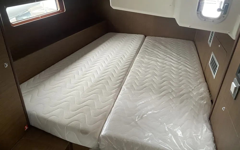 slider 11 Beneteau Oceanis 40.1