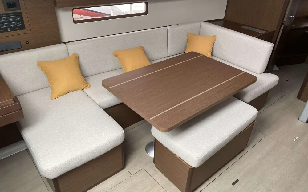 slider 5 Beneteau Oceanis 40.1