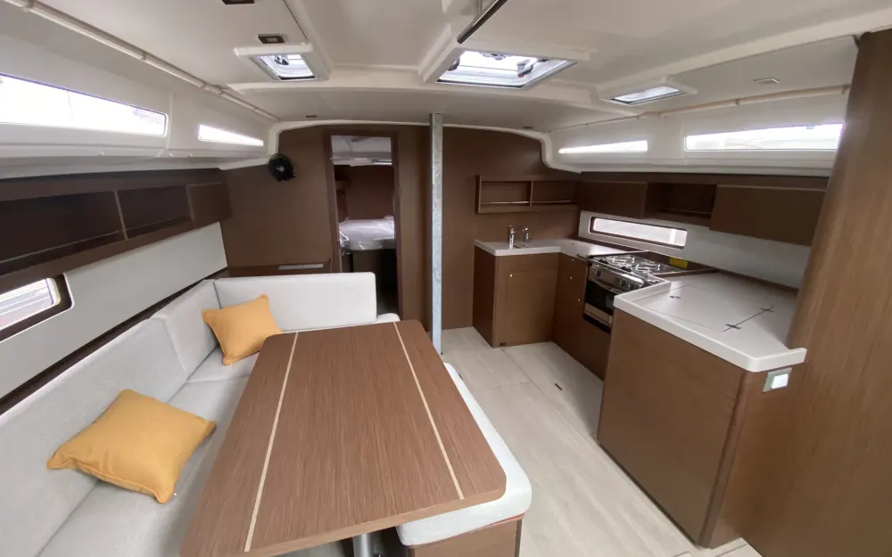 slider 7 Beneteau Oceanis 40.1