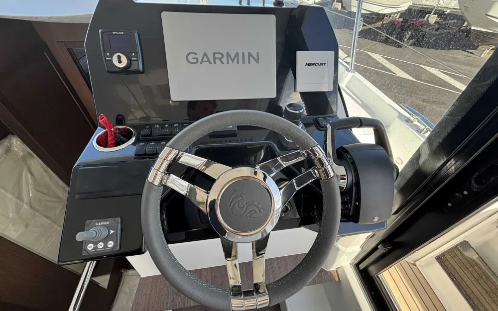 slider 10 Beneteau Antares 11