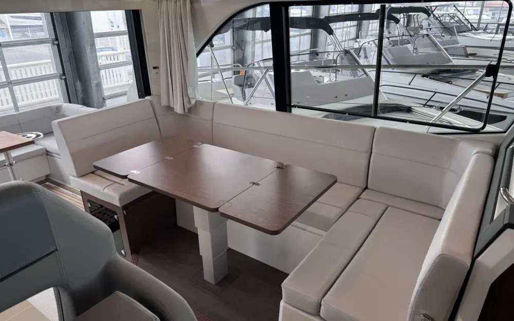 slider 10 Beneteau Antares 12