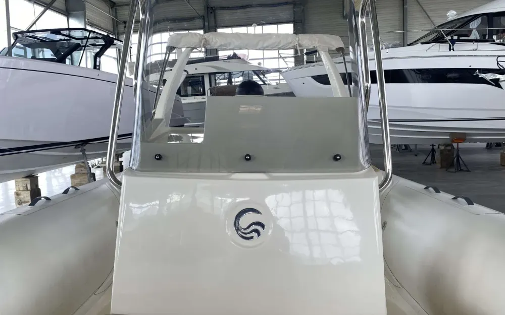 slider 10 Capelli Tempest 775 Open