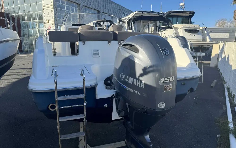 slider 1 Jeanneau Cap Camarat