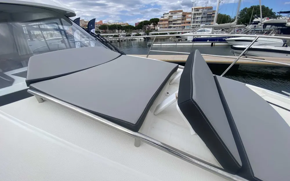 slider 15 Jeanneau Merry Fisher 895