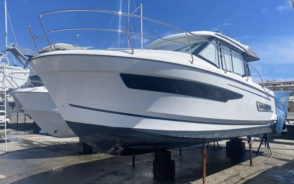 slider 1 Jeanneau Merry Fisher 895