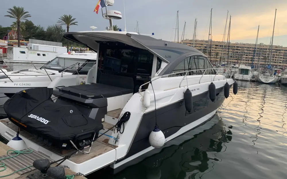 slider 7 Jeanneau Leader 46