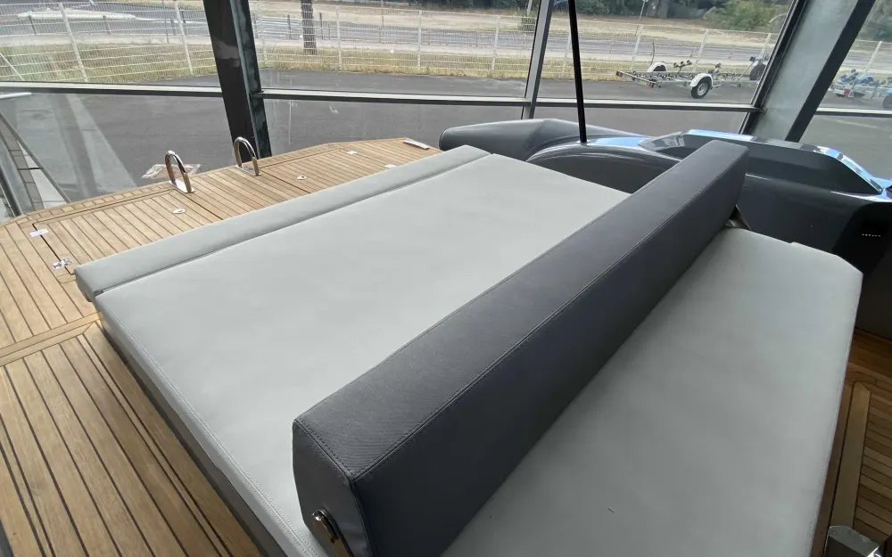 slider 8 Pirelli  42