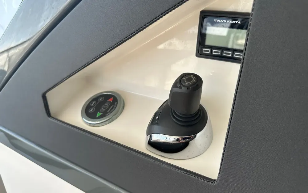 slider 10 Bavaria R55 Fly